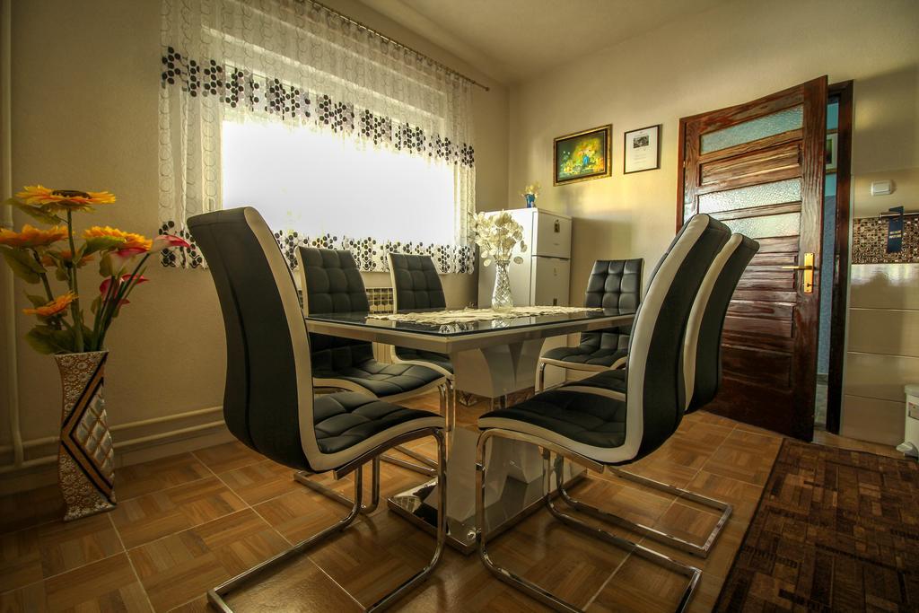 Apartman Dimac Apartment Topusko ภายนอก รูปภาพ