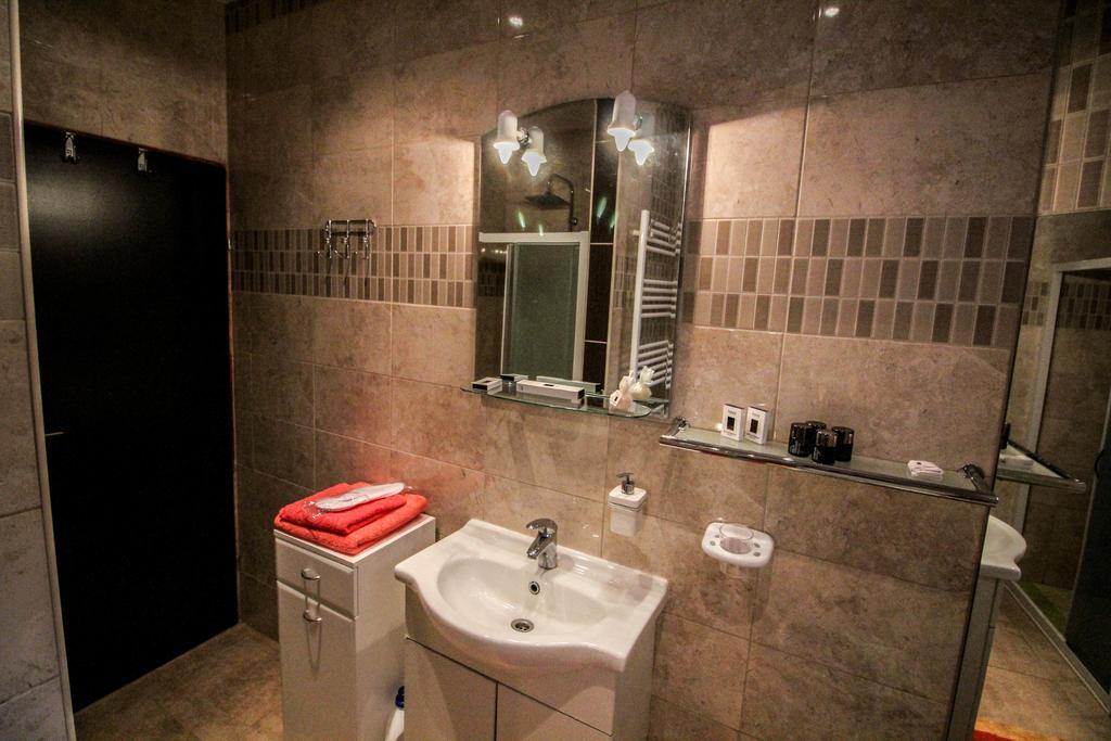 Apartman Dimac Apartment Topusko ภายนอก รูปภาพ